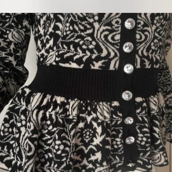 Vintage Y2K Betsey Johnson black/white peplum sweater L